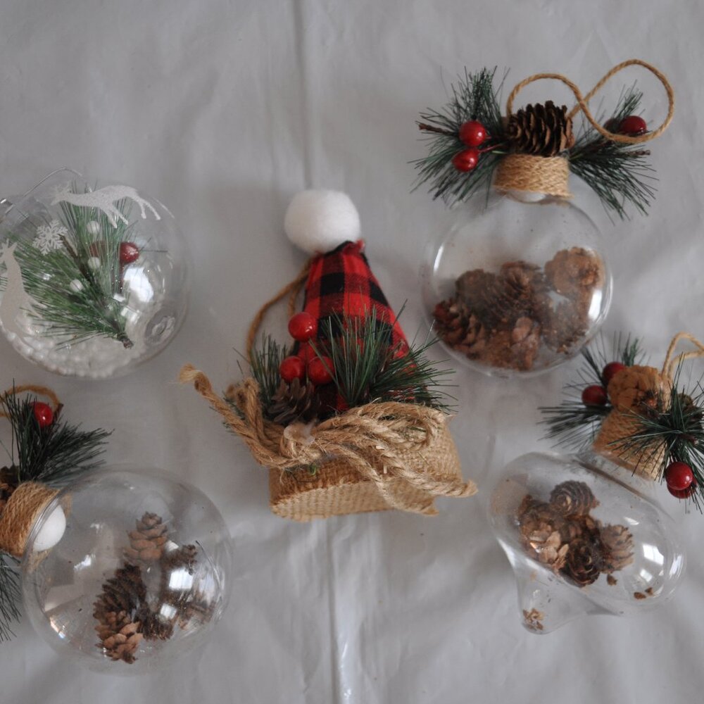 Lot of 5 Christmas Ornaments Bauble Clear Plastic Filled Mini Pine Cone 4.5"-5"